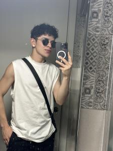 613850779: Chico busca chica en Cantabria