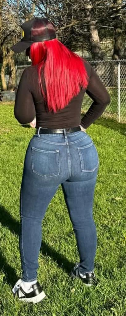 624984539: Chica busca chico en Almería