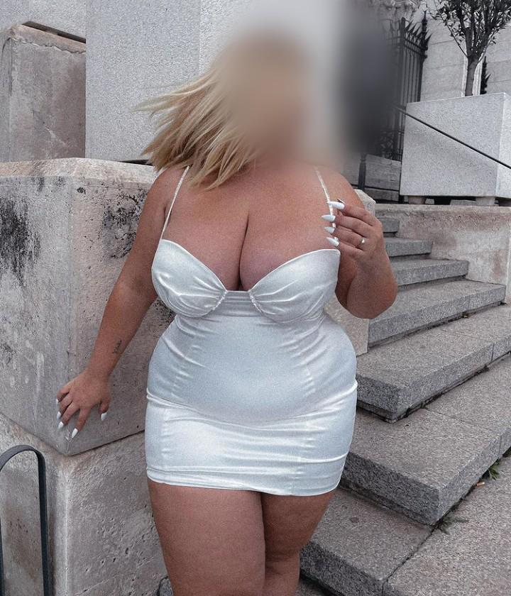 Chica busca chico en Málaga: Chica busca chico