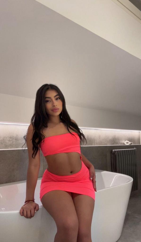 Chica busca chico en Sevilla: 