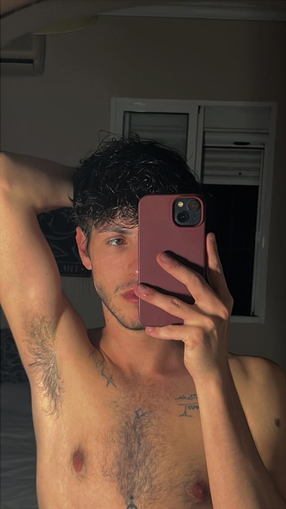 652192363: Chico busca chica en Sevilla