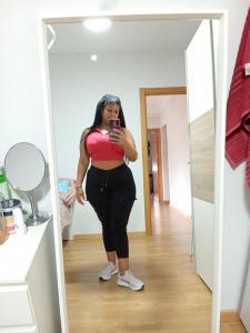 631149563: Chica busca chico en Pontevedra