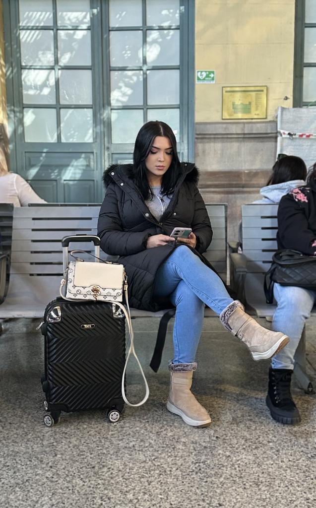 672599239: Travesti en Valencia