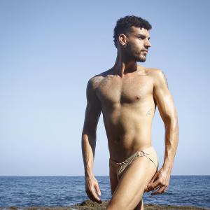 627703104: Chica busca chico en Tenerife