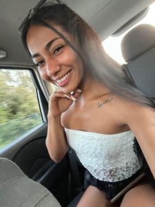 671412248: Chica busca chico en Gerona