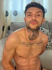 613218116: Chico busca chica en Mallorca