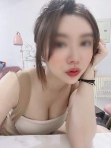 619875591: Chica busca chico en La Coruña