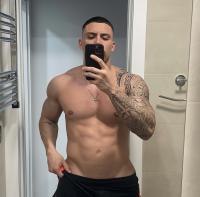 613546949: Chico busca chica en Sevilla