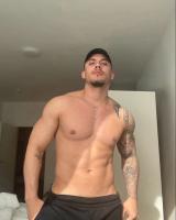 613546949: Chico busca chica en Sevilla