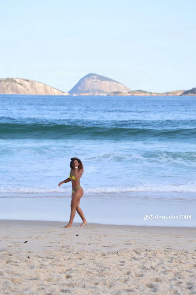 632380585: Chica busca chico en Zaragoza