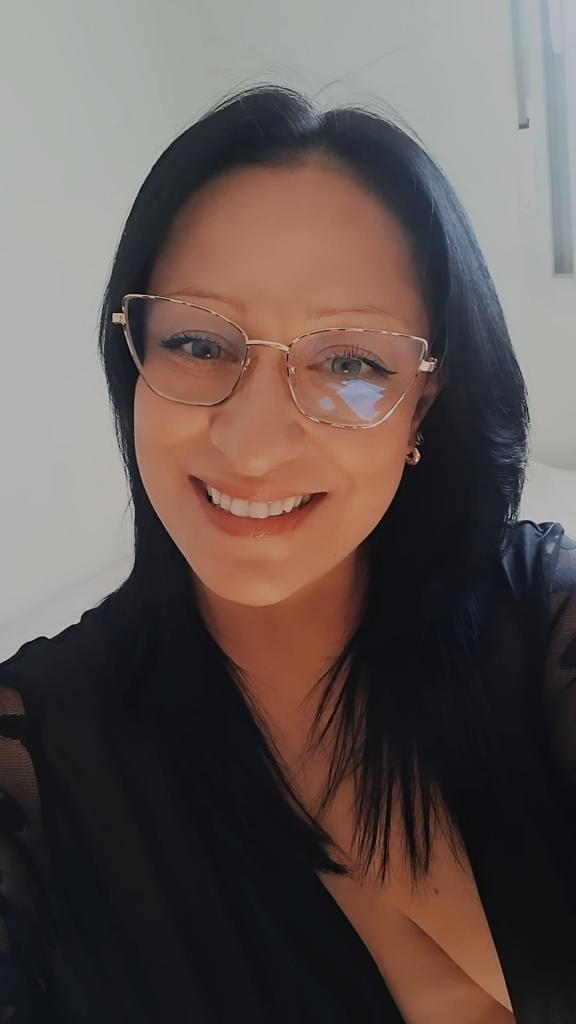 612231132: Chica busca chico en Murcia