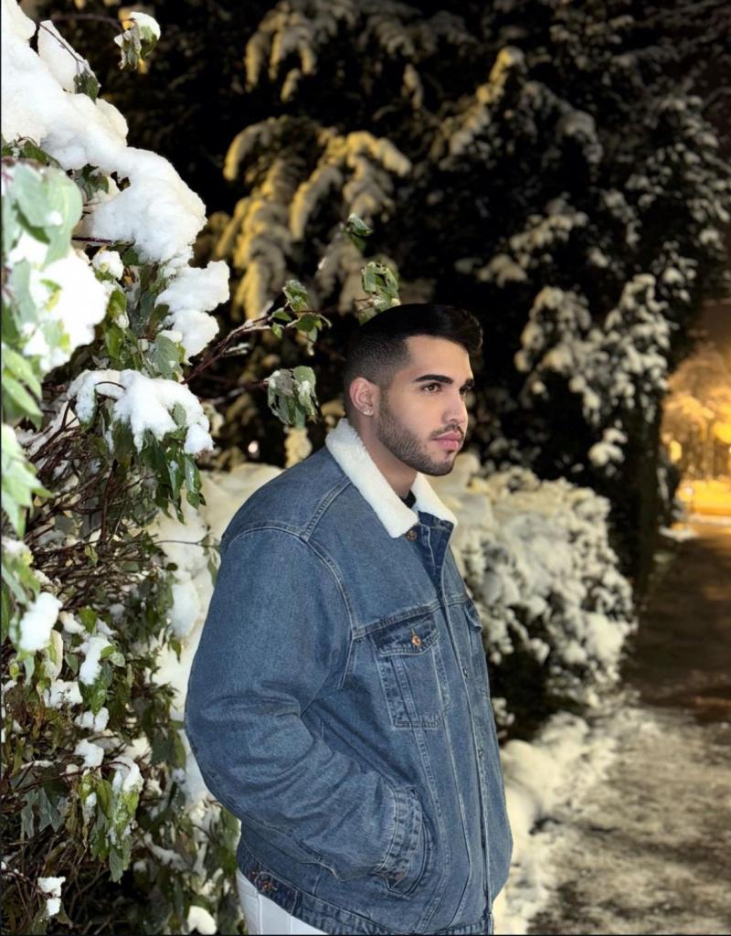 641918611: Chico busca chica en Cádiz