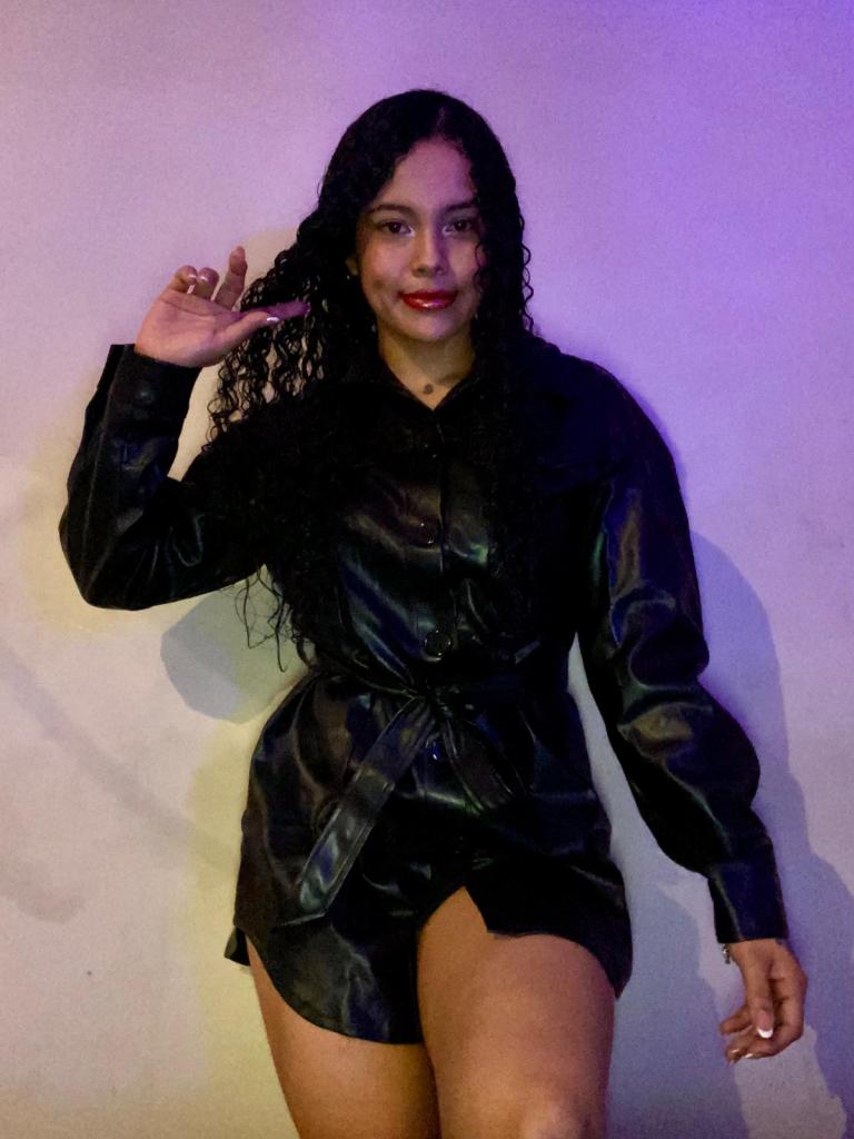 Chica busca chico en Tarragona: Chica busca chico