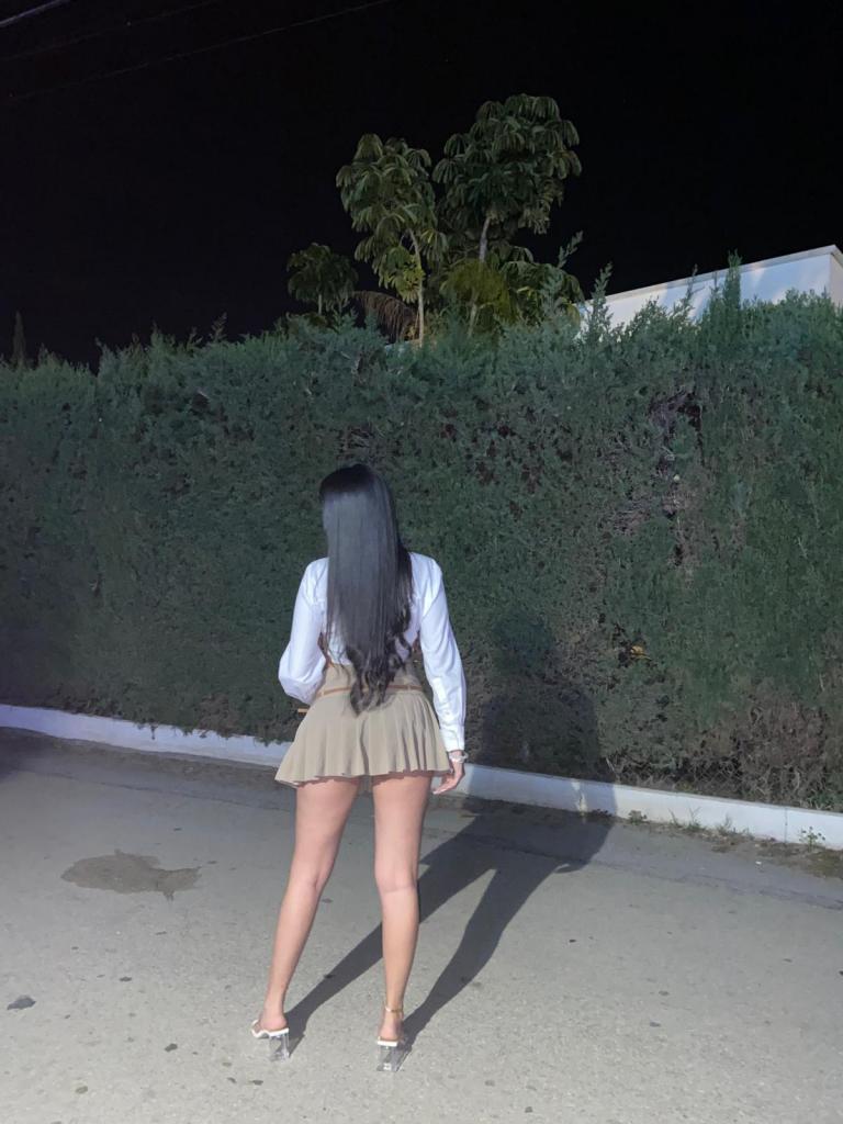 624341352: Chica busca chico en Madrid