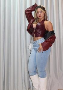 603140164: Chica busca chico en Navarra