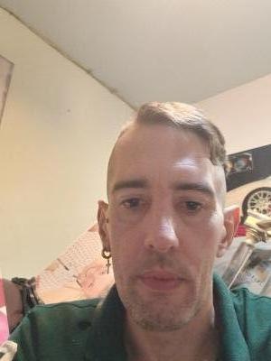 639456193: Chico busca chica en Guipúzcoa