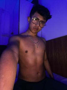 604841450: Chico busca chica en Madrid