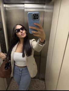 614541255: Chica busca chico en Orense