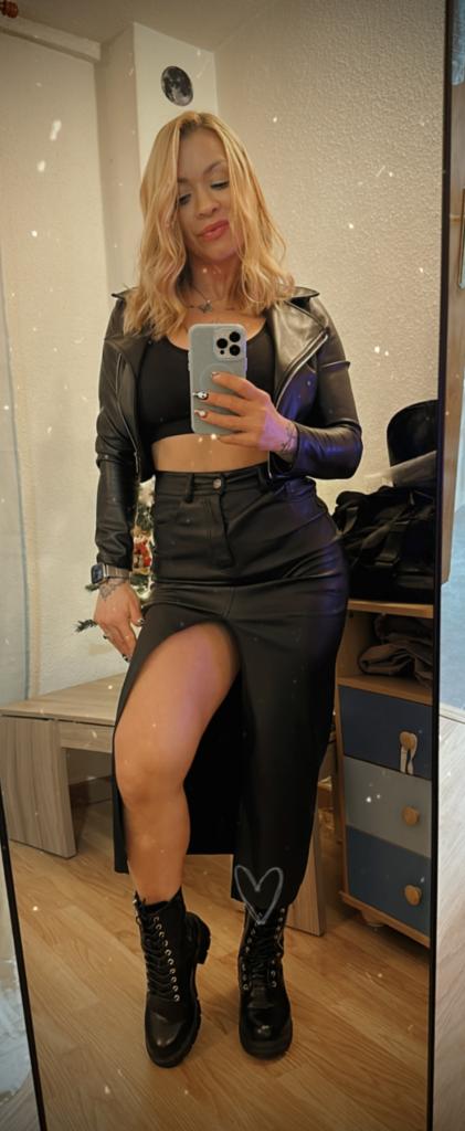 634130598: Chica busca chico en Salamanca