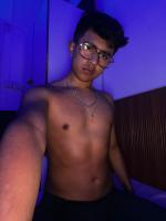 604841450: Chico busca chica en Madrid