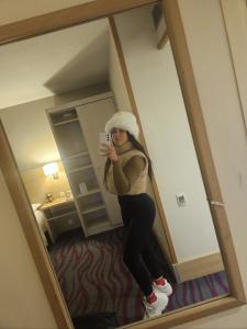 617092836: Chica busca chico en Madrid