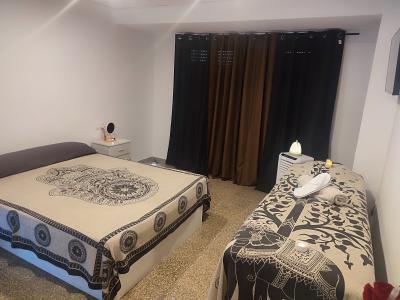 611388409: Chica busca chico en Castellón