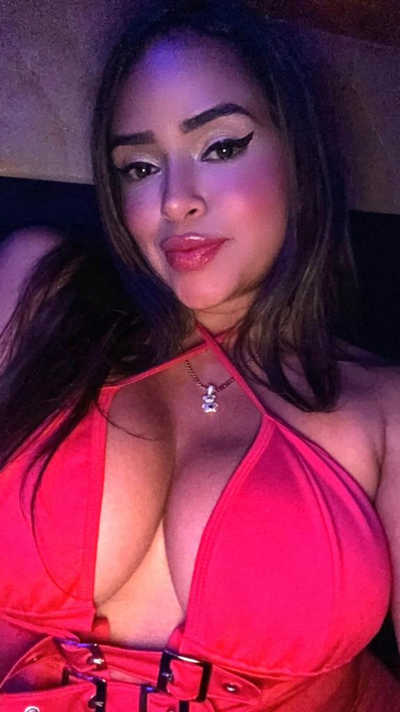 Chica busca chico en Las Palmas: Chica busca chico