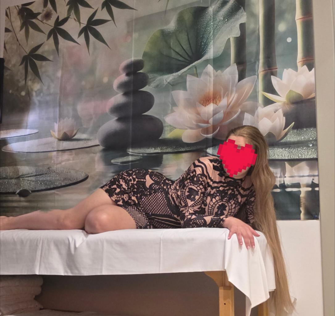 602556595: Chica busca chico en Sevilla