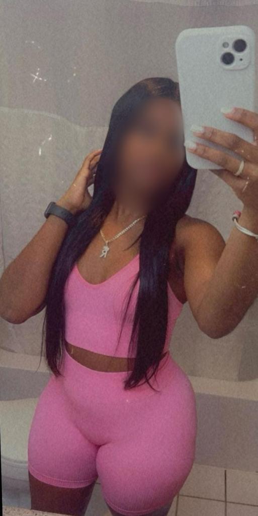 Chica busca chico en Murcia: 