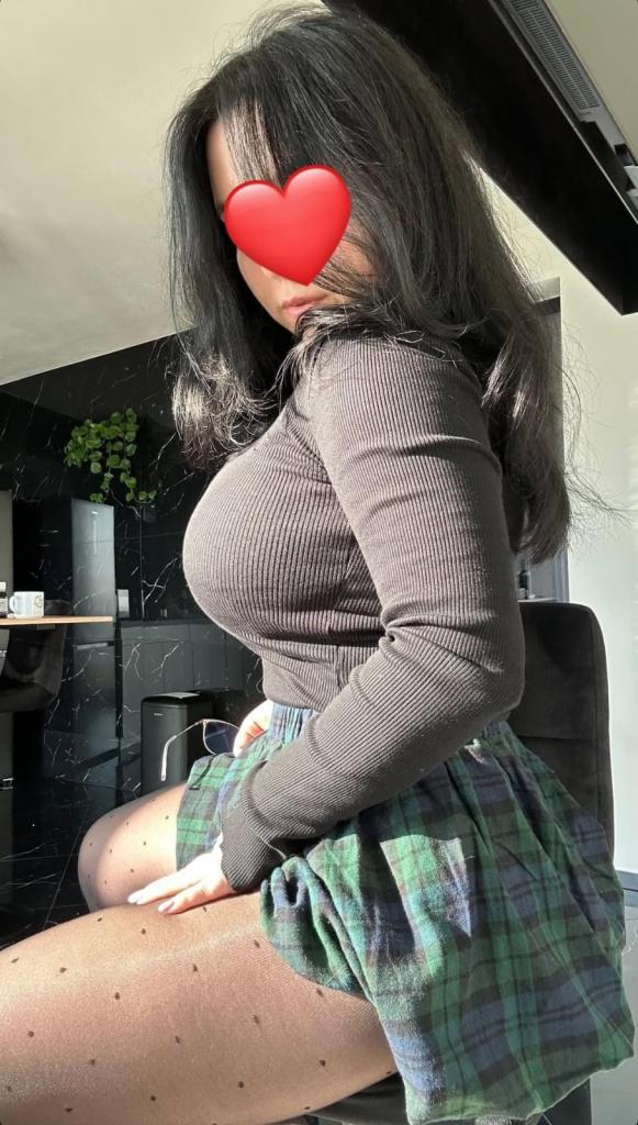 642038893: Chica busca chico en Ciudad Real