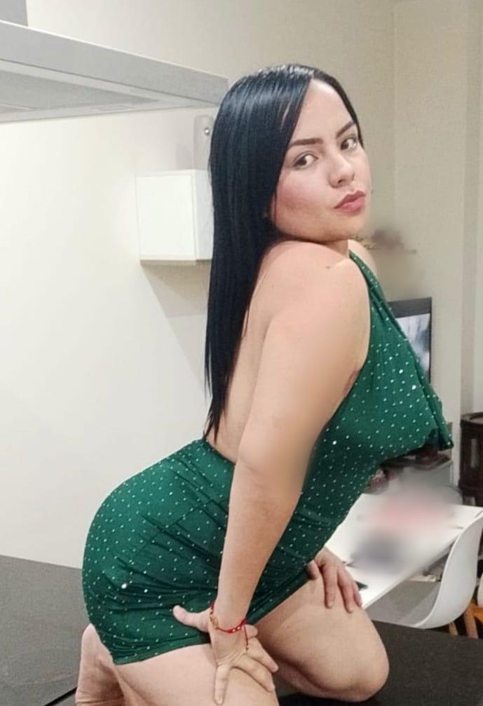 Chica busca chico en Granada: 