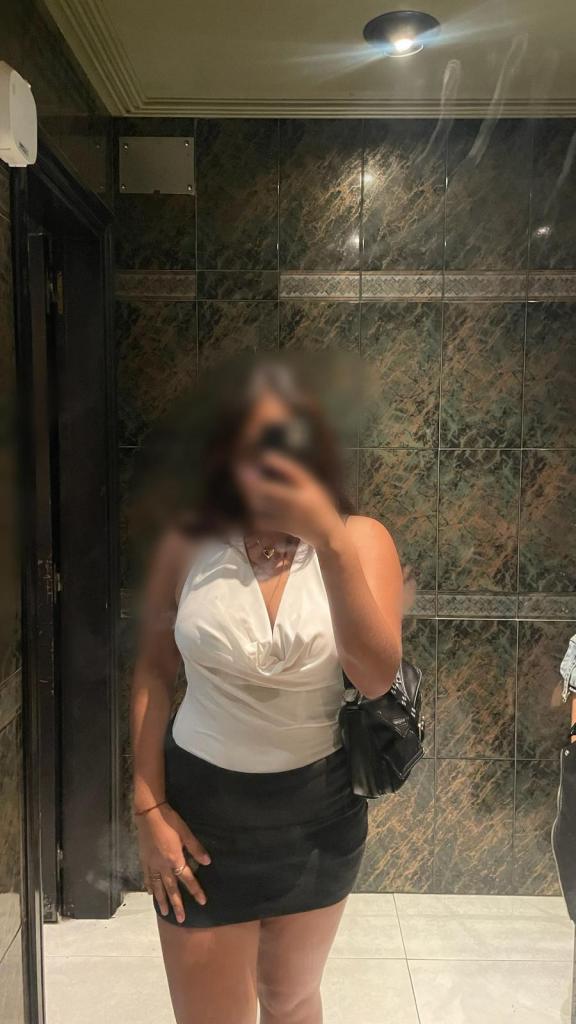 645718839: Chica busca chico en Navarra