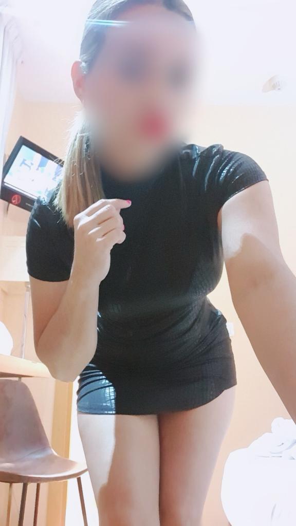 605806932: Chica busca chico en Burgos