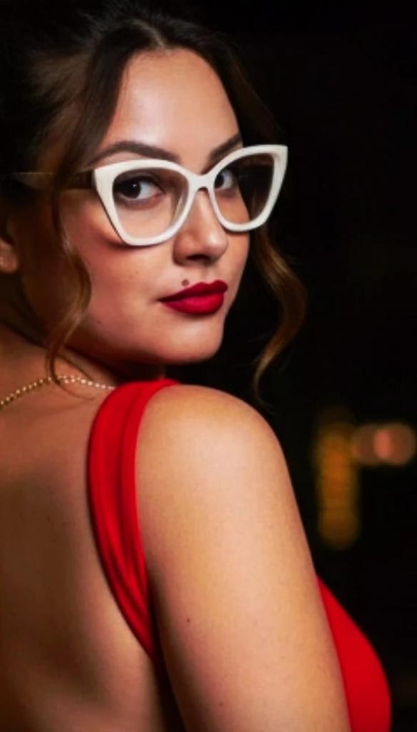 631499146: Chica busca chico en Cádiz