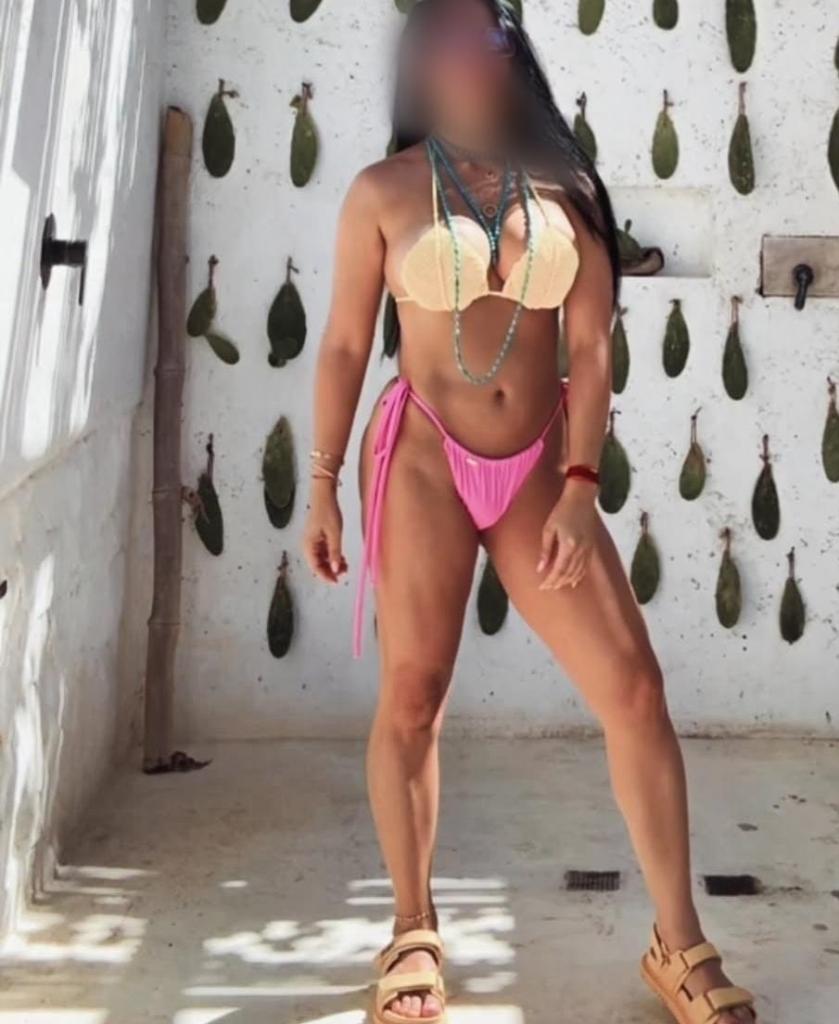 Chica busca chico en Almería: 