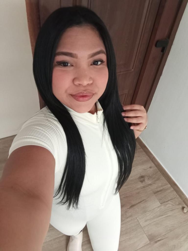 Chica busca chico en Cádiz: 