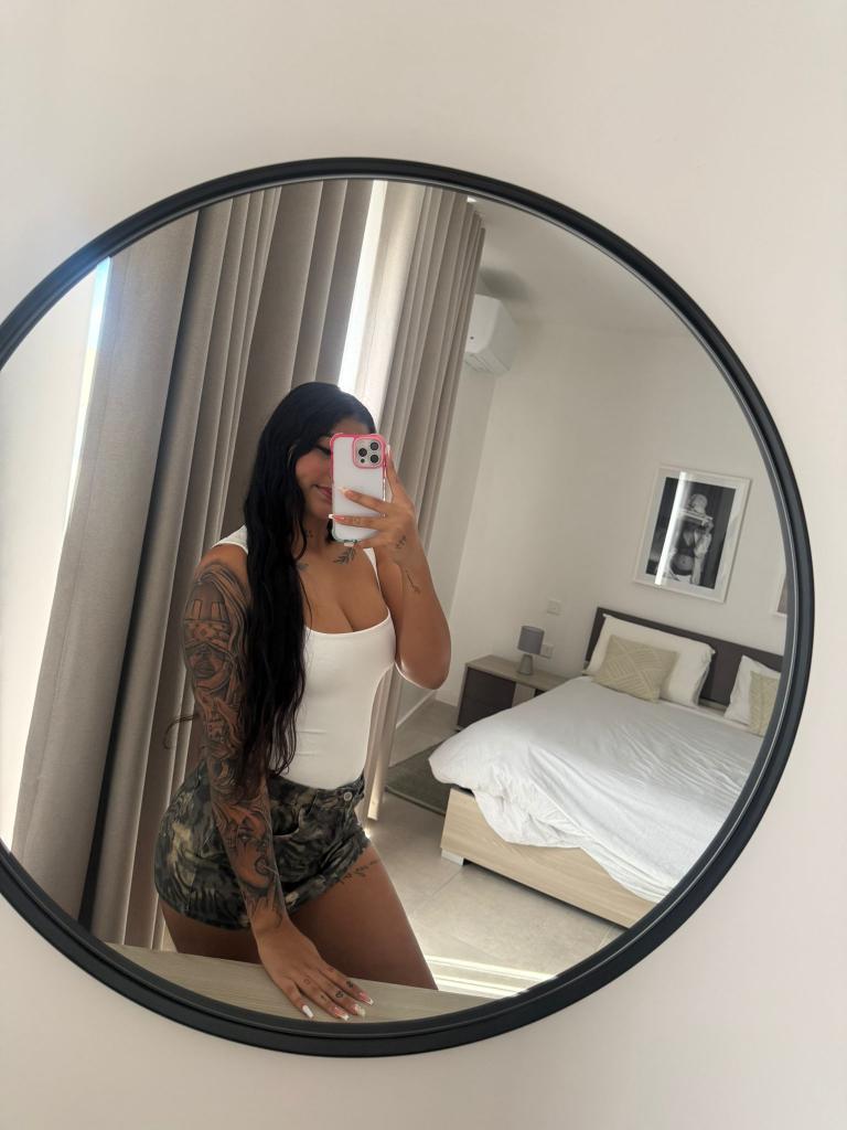 Chica busca chico en Murcia: 