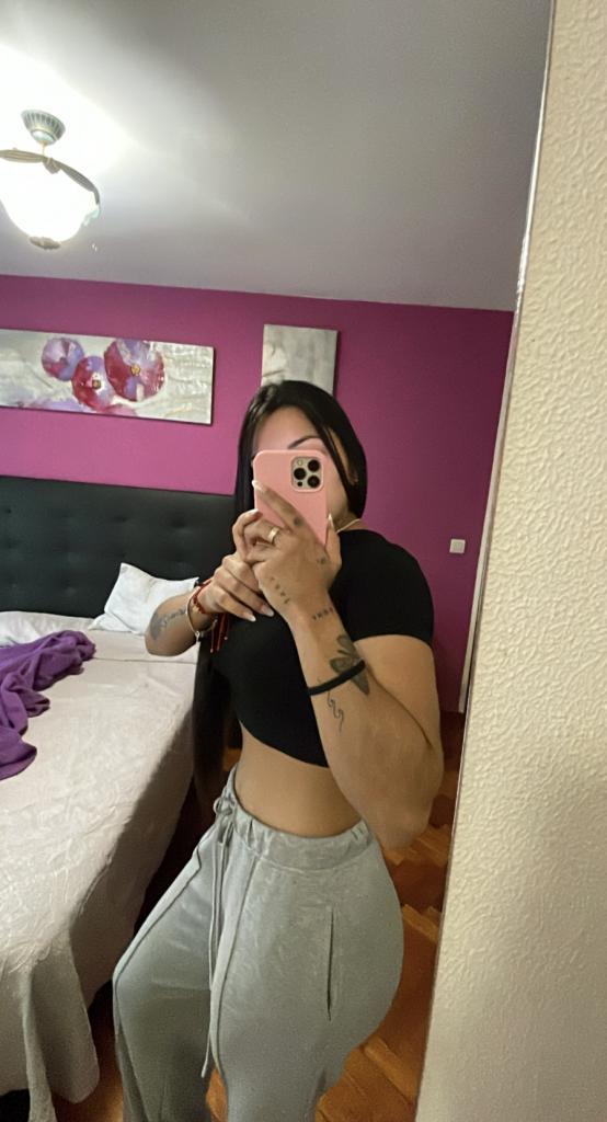 652010357: Chica busca chico en La Coruña