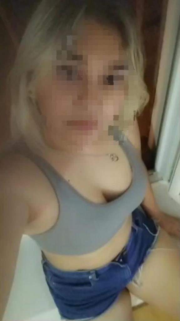 Chica busca chico en Granada: 