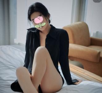 641973258: Chica busca chico en Barcelona