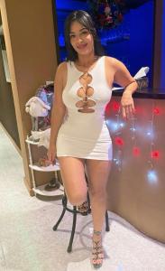 744703857: Chica busca chico en Valencia