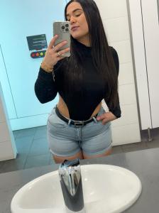 643975754: Chica busca chico en Lugo