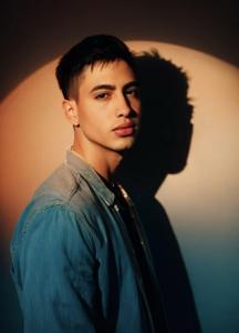 610880128: Chica busca chico en Valencia