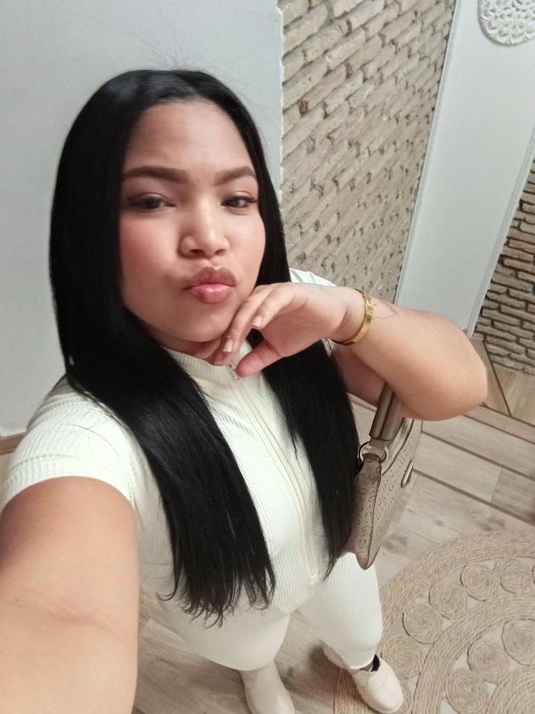 696394161: Chica busca chico en Cádiz