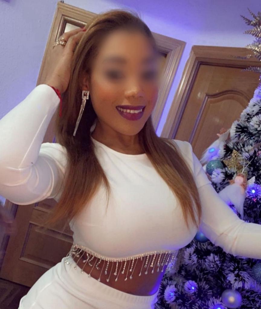 604141057: Chica busca chico en Badajoz