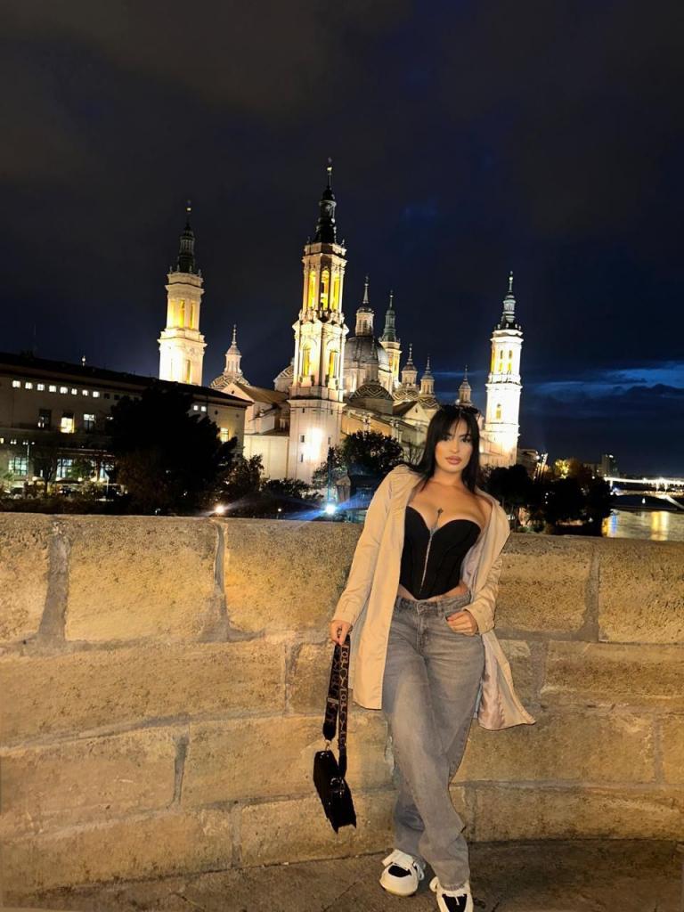 Chica busca chico en Zaragoza: 