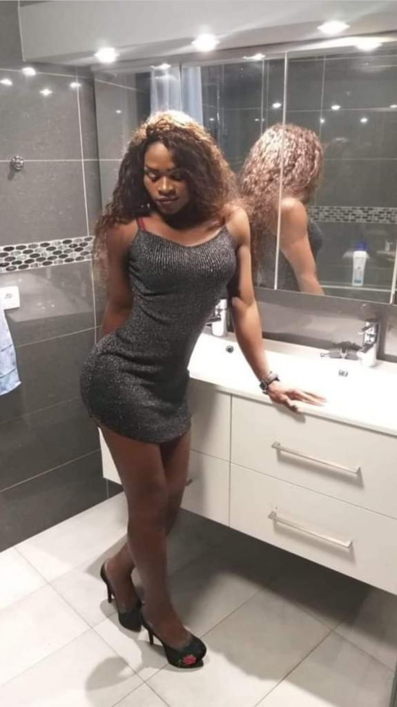 615238821: Chico busca chica en Málaga