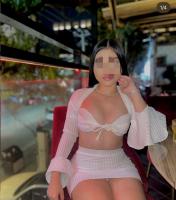 644717723: Chica busca chico en Málaga