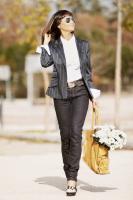 605304879: Chica busca chico en Madrid