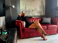 614869743: Chica busca chico en Zaragoza